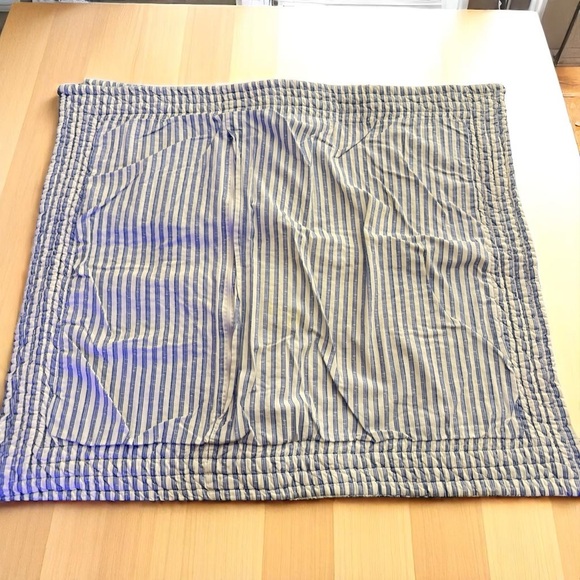 Blue Toile Quilted Pillow Cases (2) - Picture 2 of 4